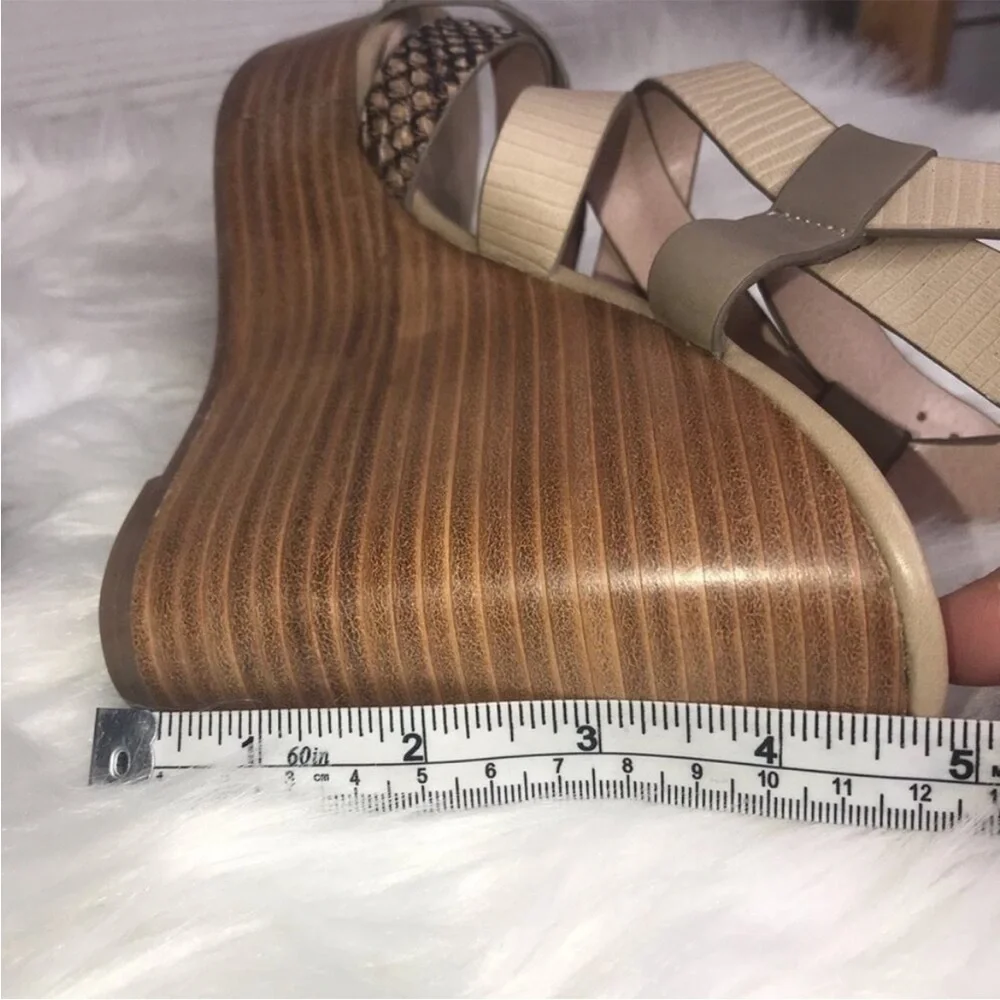 Aldo Wrapped Snake Skin Wedge Sandal Sz 7.5 EUC